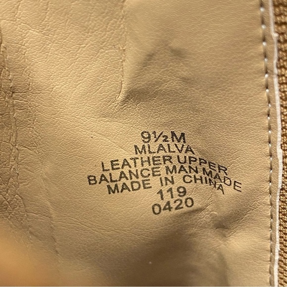 Marc Fisher Alva Brown Suede Bootie 9 1/2 M - Picture 11 of 14